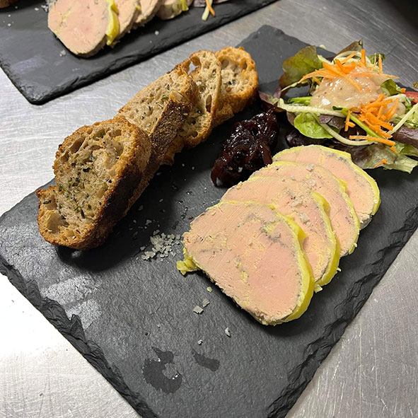 Foie gras du restaurant le Relais des Mailles à Laveyron dans la Drôme en Rhône-Alpes